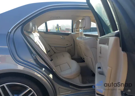 2014 Mercedes-Benz E 350 z USA, uszkodzony, nr VIN WDDHF5KB0EB037757